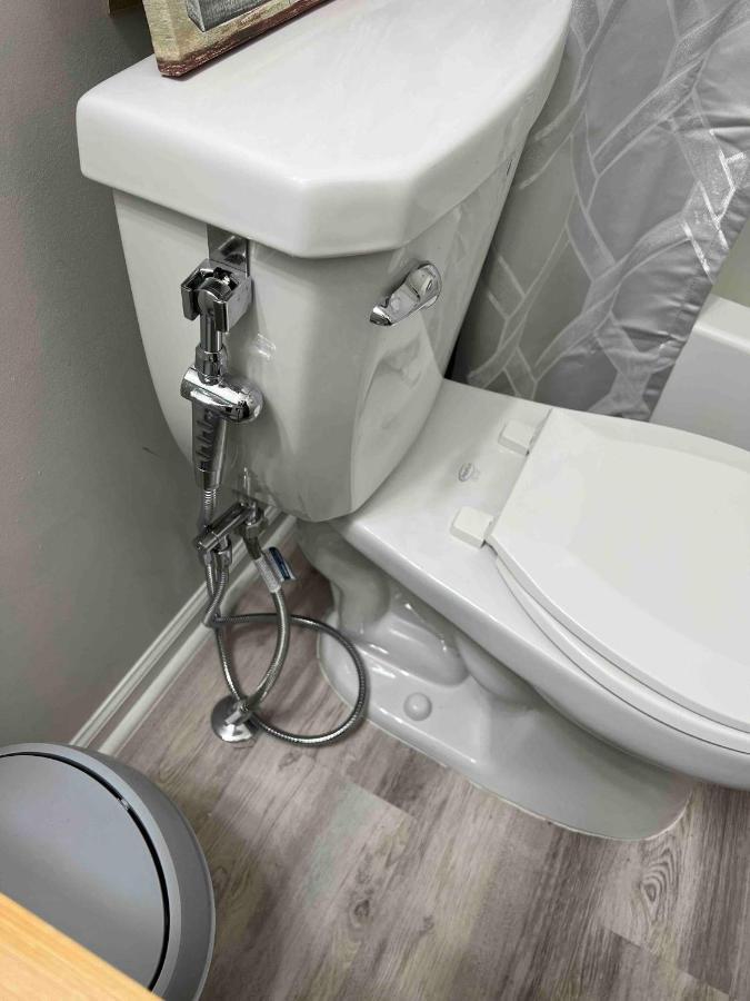 Hometel Premium Guest Suite W/ Private Entrance Ypsilanti Exterior foto
